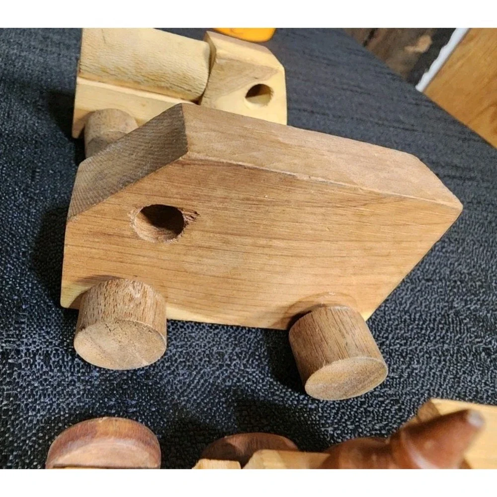 N/A lot wooden